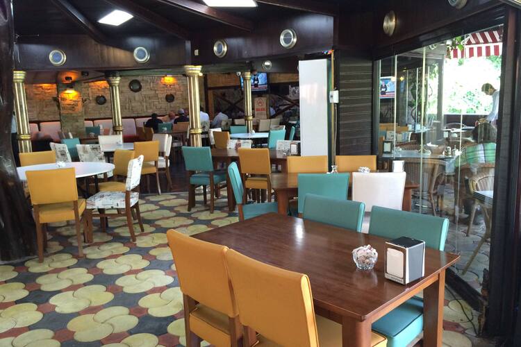 Zeyrek Cafe Restaurant Unkapani Istanbul